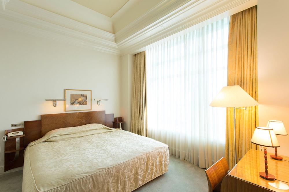 Hotel The Manhattan Chiba Buitenkant foto