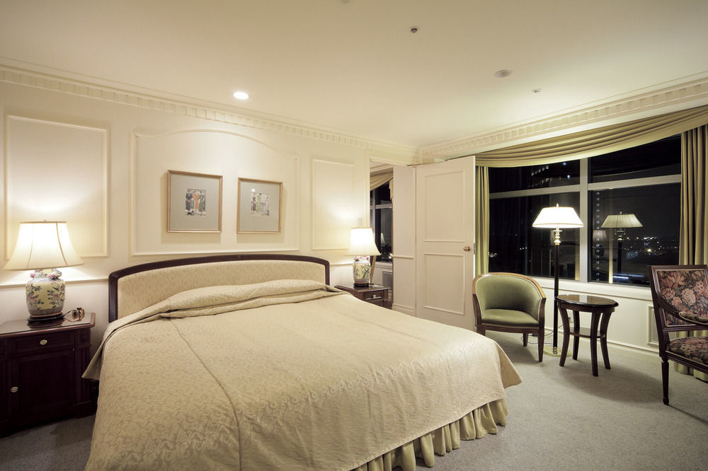 Hotel The Manhattan Chiba Buitenkant foto