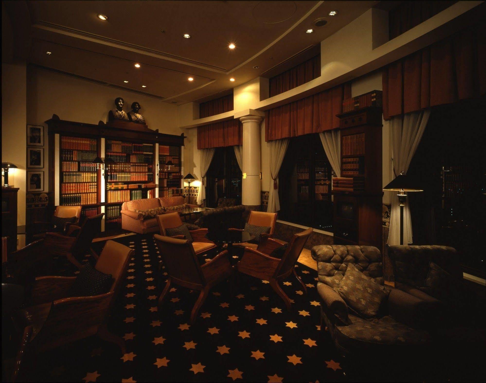 Hotel The Manhattan Chiba Buitenkant foto
